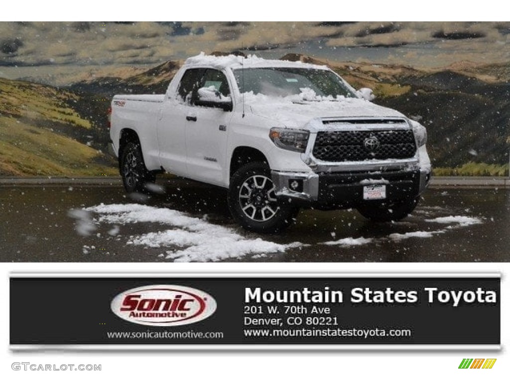 2018 Tundra SR5 Double Cab 4x4 - Super White / Graphite photo #1