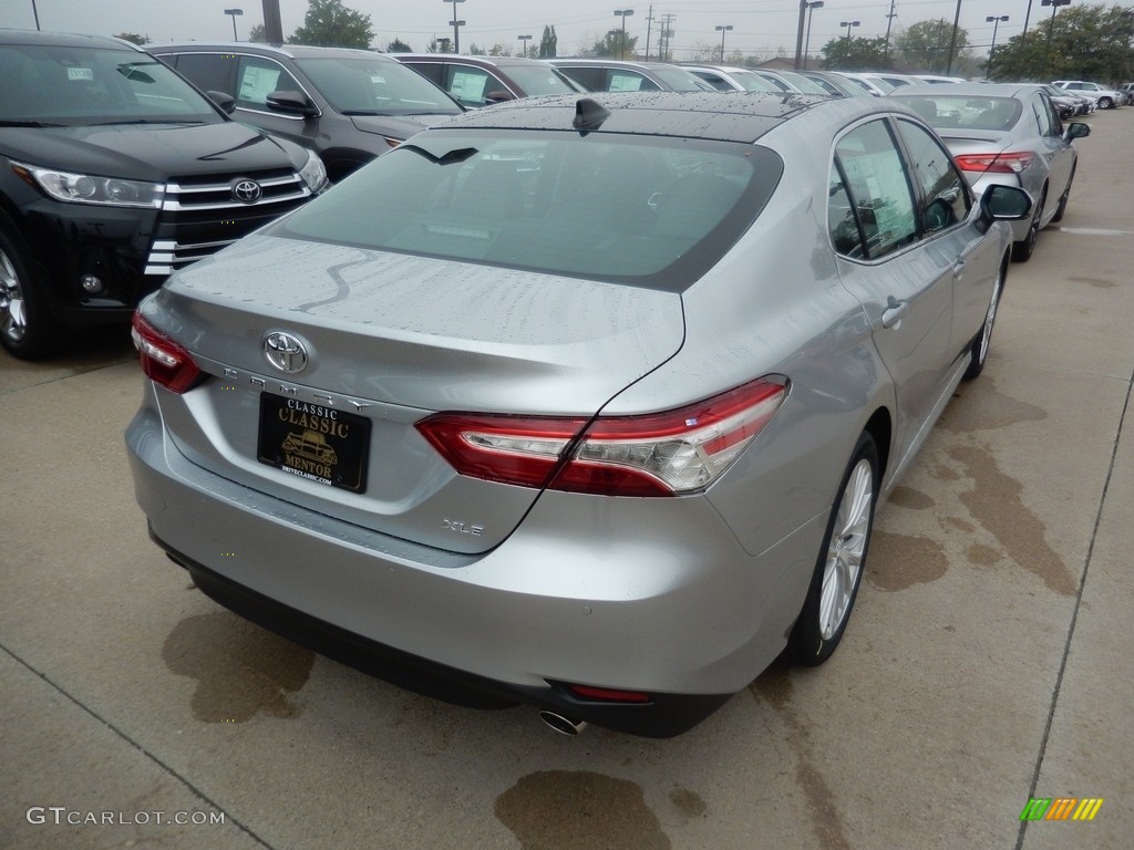 2018 Camry XLE - Celestial Silver Metallic / Ash photo #2