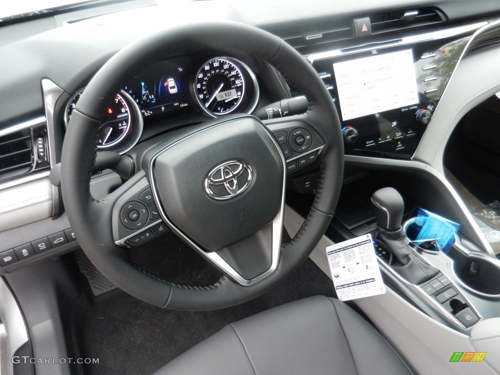 2018 Camry XLE - Celestial Silver Metallic / Ash photo #4