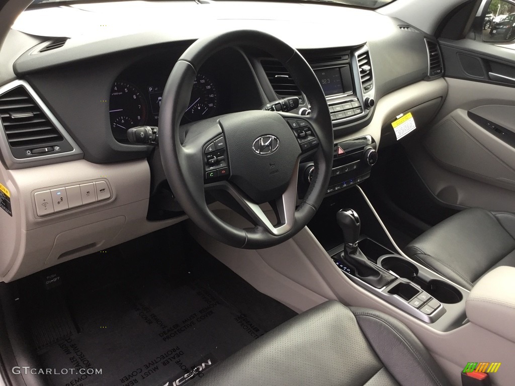 2017 Tucson Sport AWD - Molten Silver / Black photo #11
