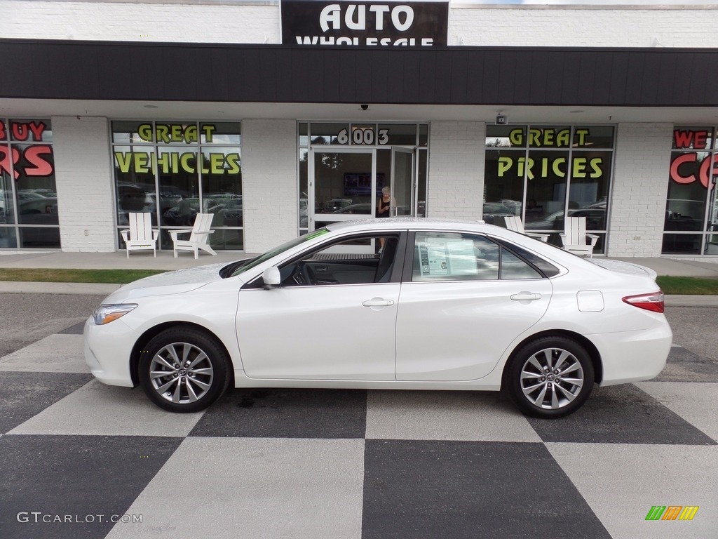 Super White Toyota Camry