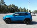 Hydro Blue Pearl - Cherokee Trailhawk 4x4 Photo No. 2