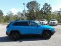 Hydro Blue Pearl - Cherokee Trailhawk 4x4 Photo No. 6