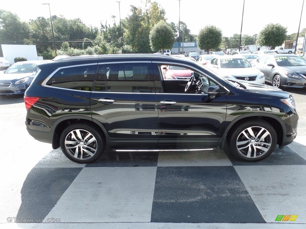 2017 Pilot Touring - Black Forest Pearl / Gray photo #3