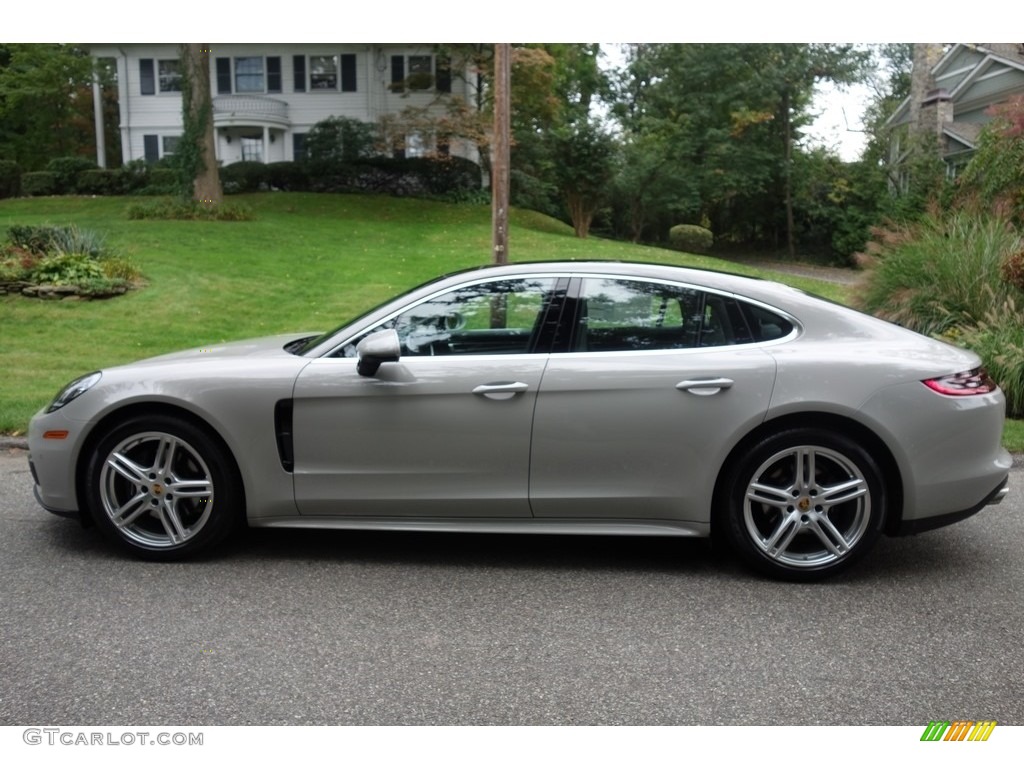 Chalk 2017 Porsche Panamera 4 Exterior Photo #123243504