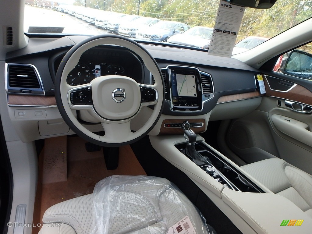 Blonde Interior 2018 Volvo XC90 T6 AWD Inscription Photo #123245131
