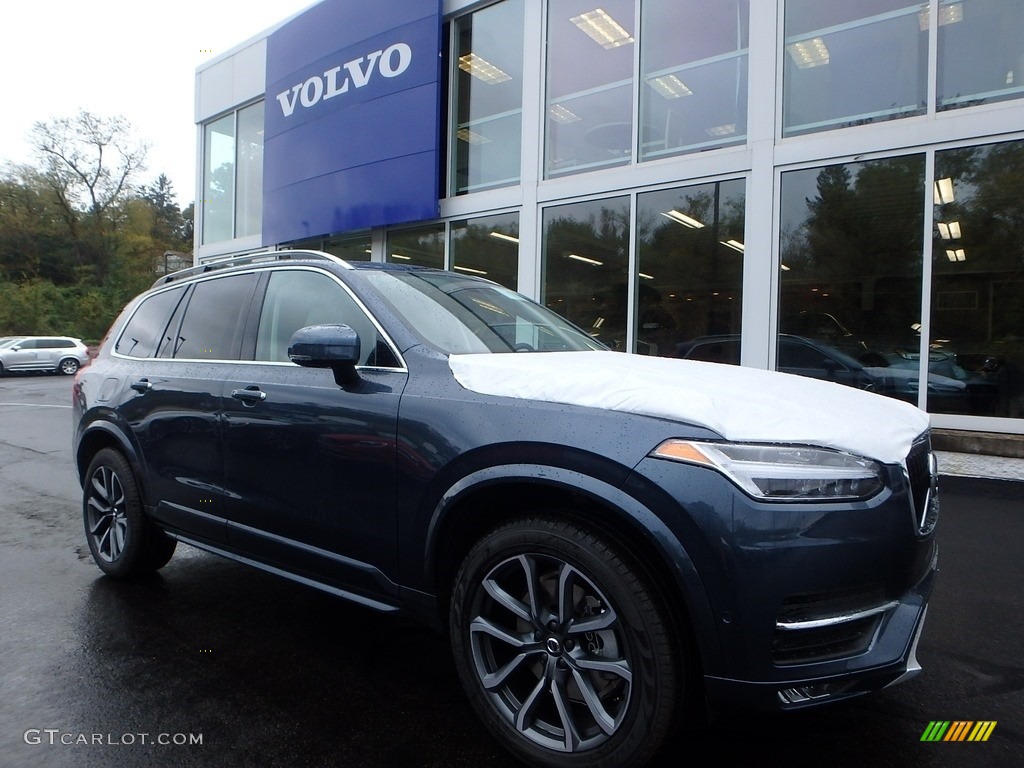 2018 XC90 T6 AWD Momentum - Denim Blue Metallic / Blonde photo #1