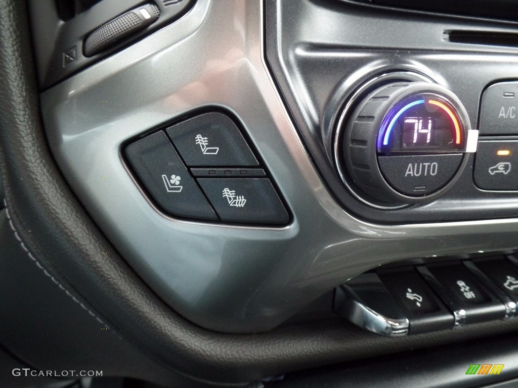 2018 Chevrolet Silverado 3500HD LTZ Crew Cab 4x4 Controls Photo #123246070