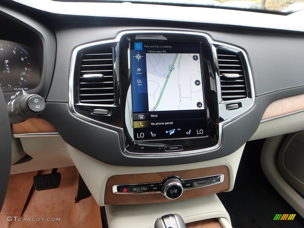 2018 Volvo XC90 T6 AWD Inscription Controls Photos