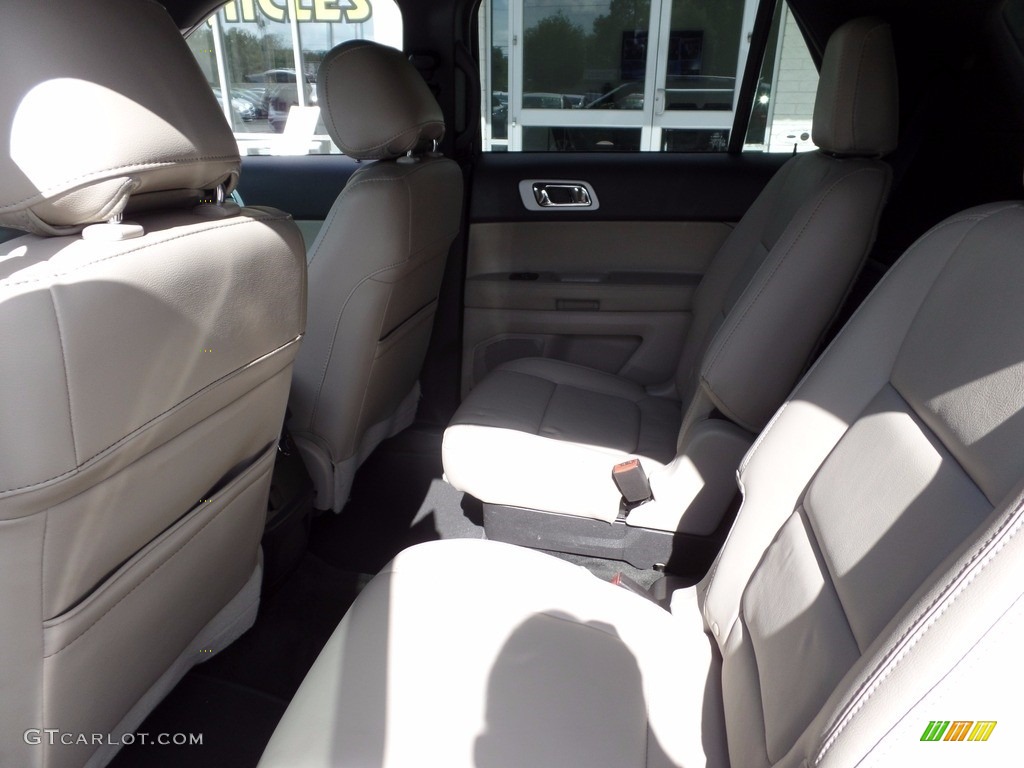 2015 Explorer XLT - Bronze Fire / Medium Light Stone photo #12