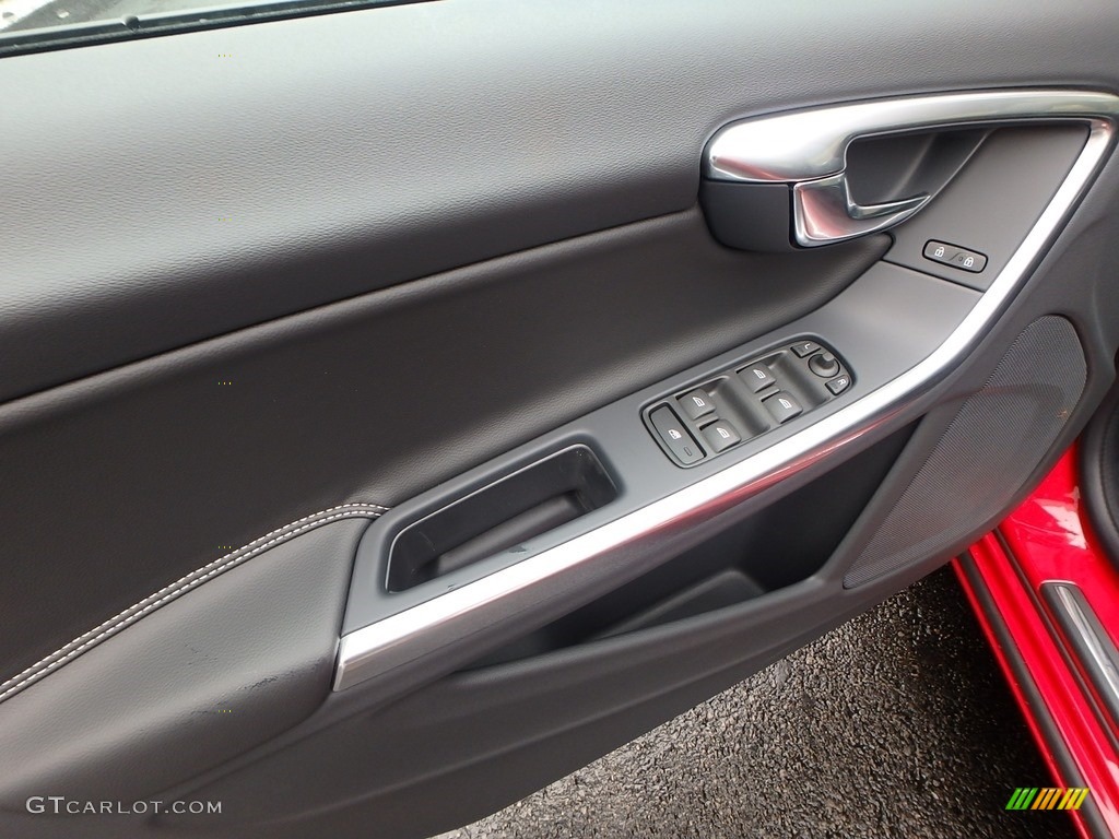 2018 S60 T5 AWD Dynamic - Passion Red / Black photo #10