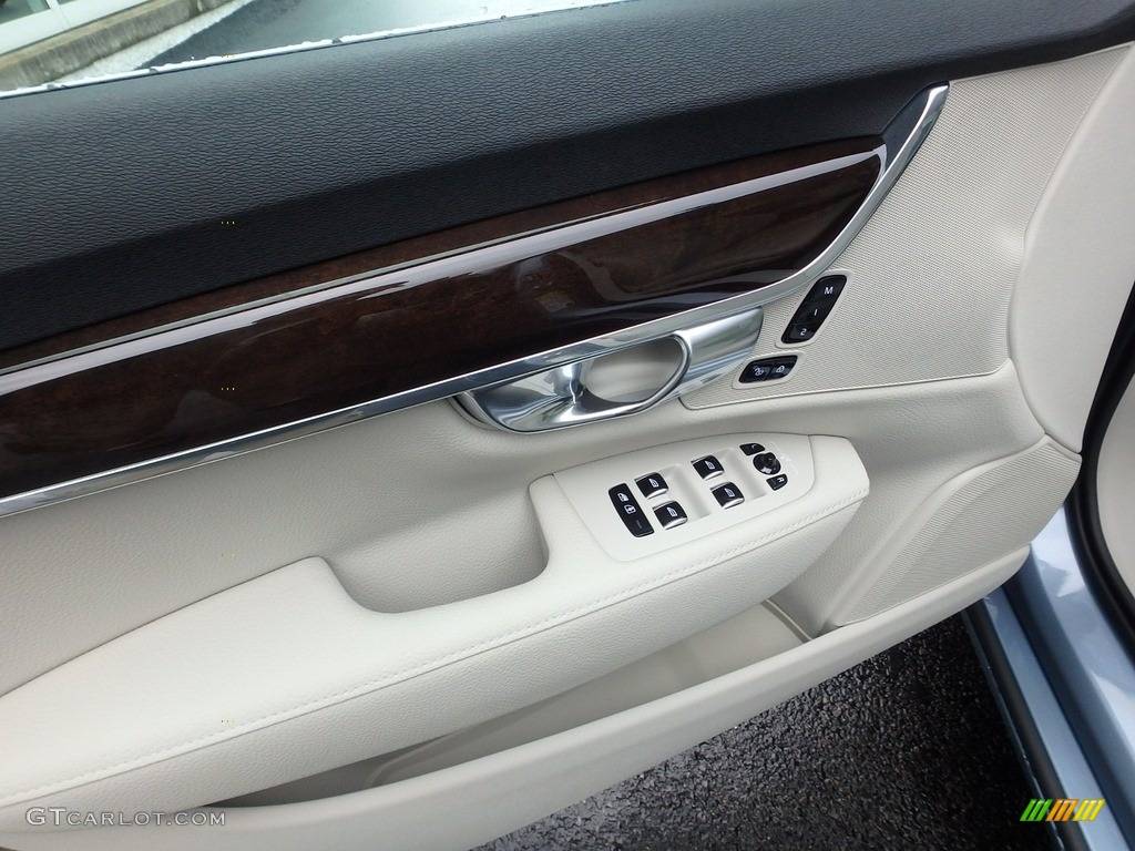 2018 Volvo S90 T6 AWD Door Panel Photos