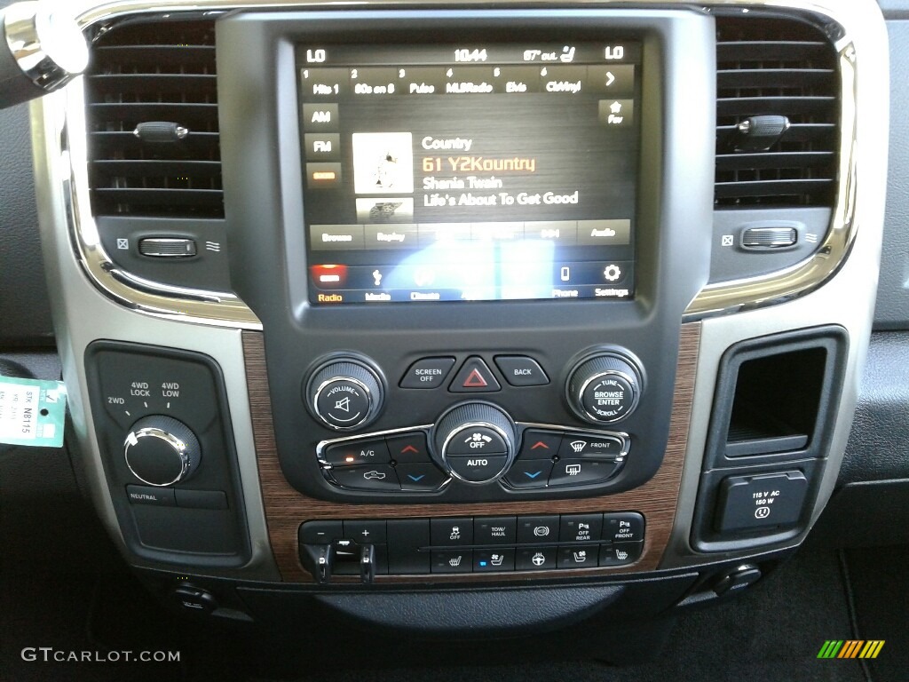 2018 3500 Laramie Crew Cab 4x4 - Pearl White / Black photo #20