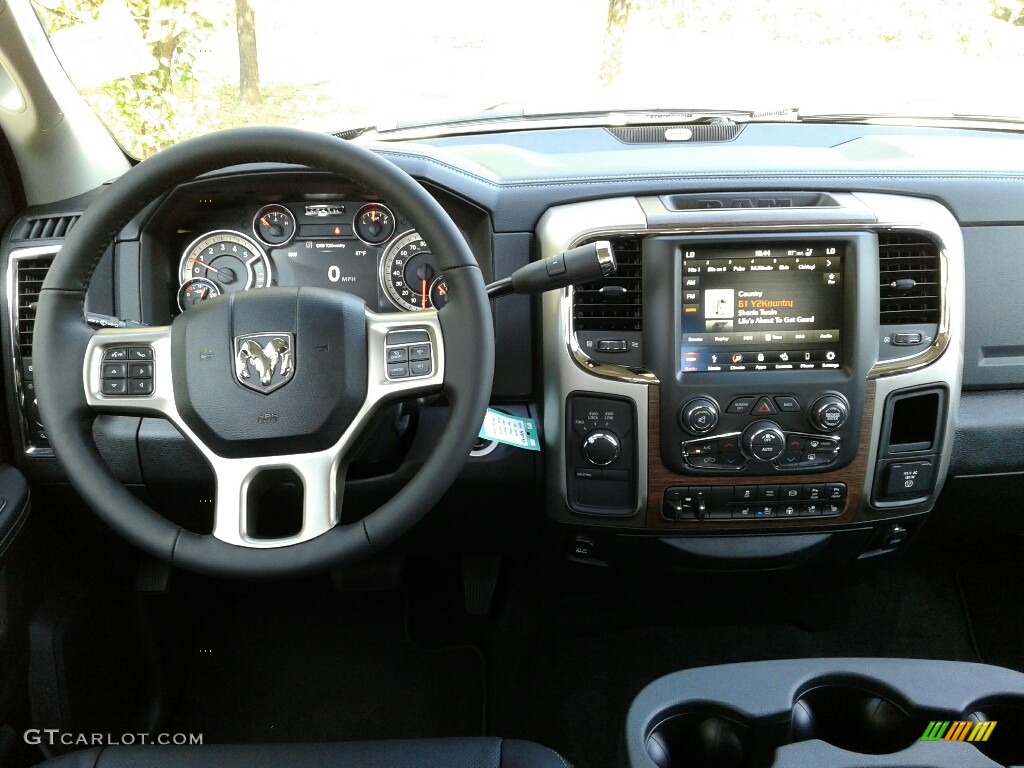 2018 3500 Laramie Crew Cab 4x4 - Pearl White / Black photo #31