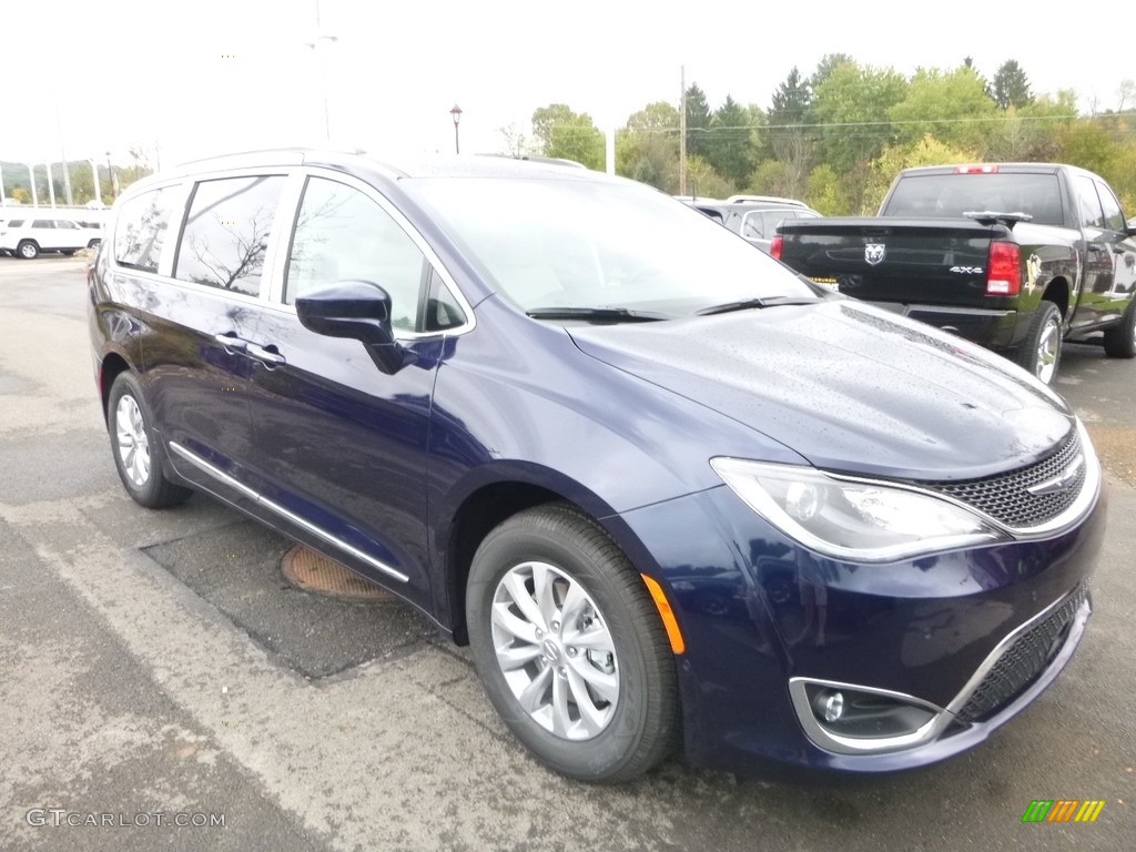 Jazz Blue Pearl 2018 Chrysler Pacifica Touring L Exterior Photo #123257586