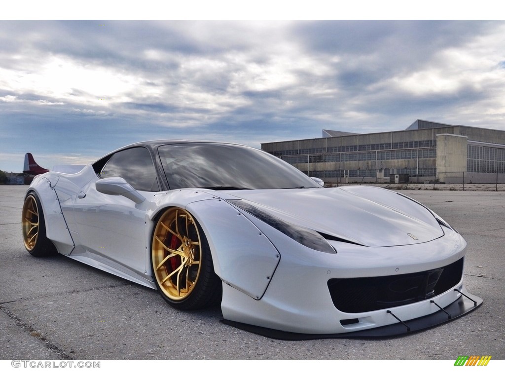  LIBERTY WALK BODY KIT 2010 Ferrari 458 Italia Parts