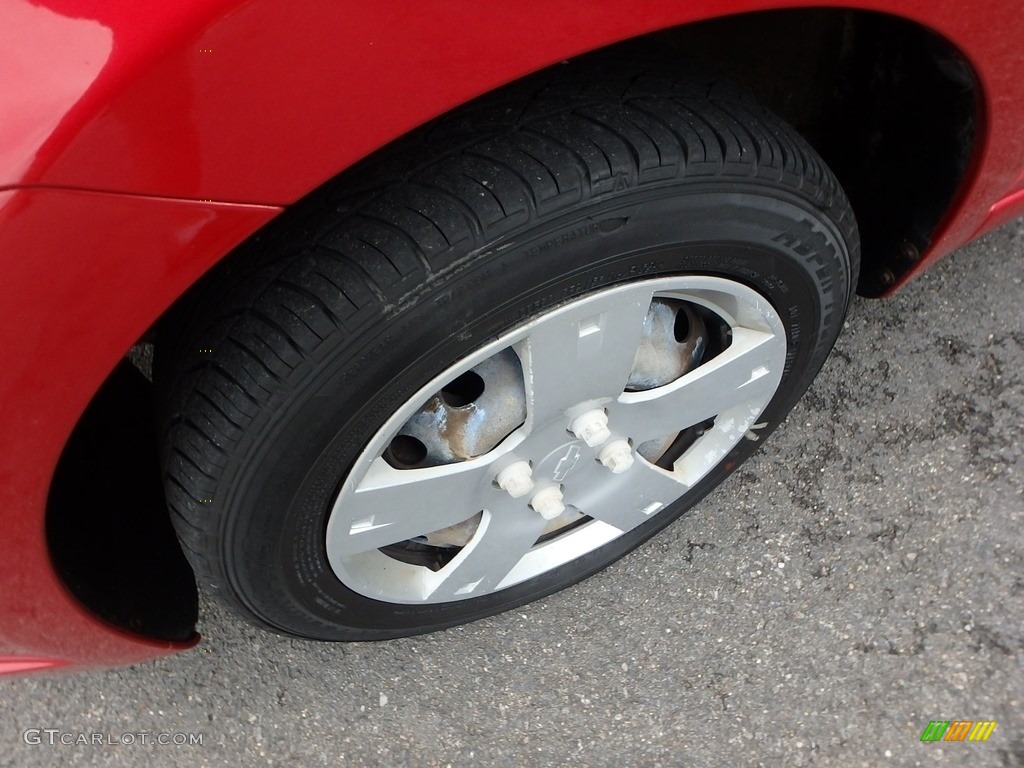 2009 Aveo Aveo5 LT - Sport Red / Charcoal photo #7