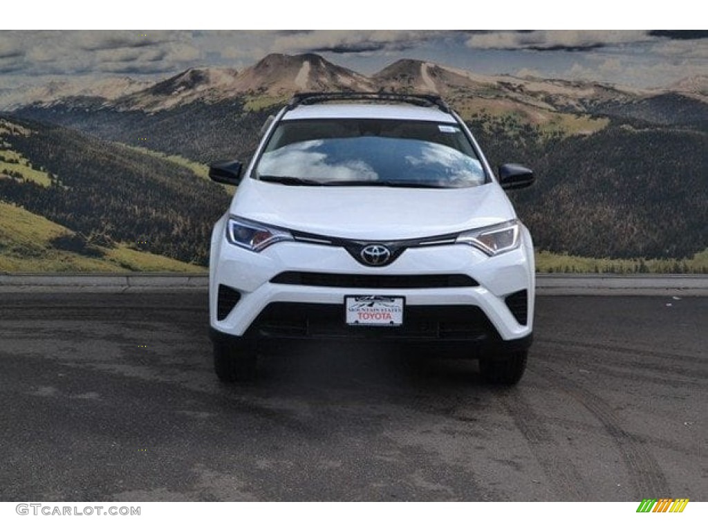 2018 RAV4 LE AWD - Super White / Black photo #2