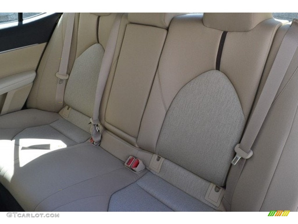 2018 Camry LE - Blue Crush Metallic / Ash photo #7