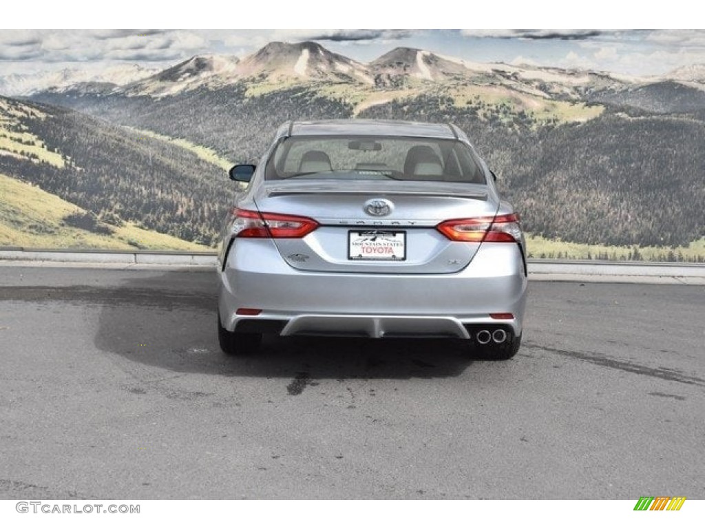 2018 Camry SE - Celestial Silver Metallic / Ash photo #4