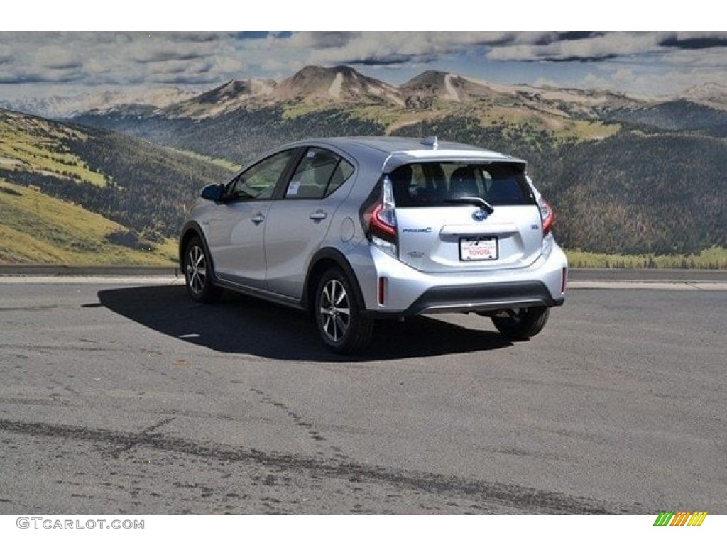 2018 Prius c Four - Classic Silver Metallic / Black photo #3