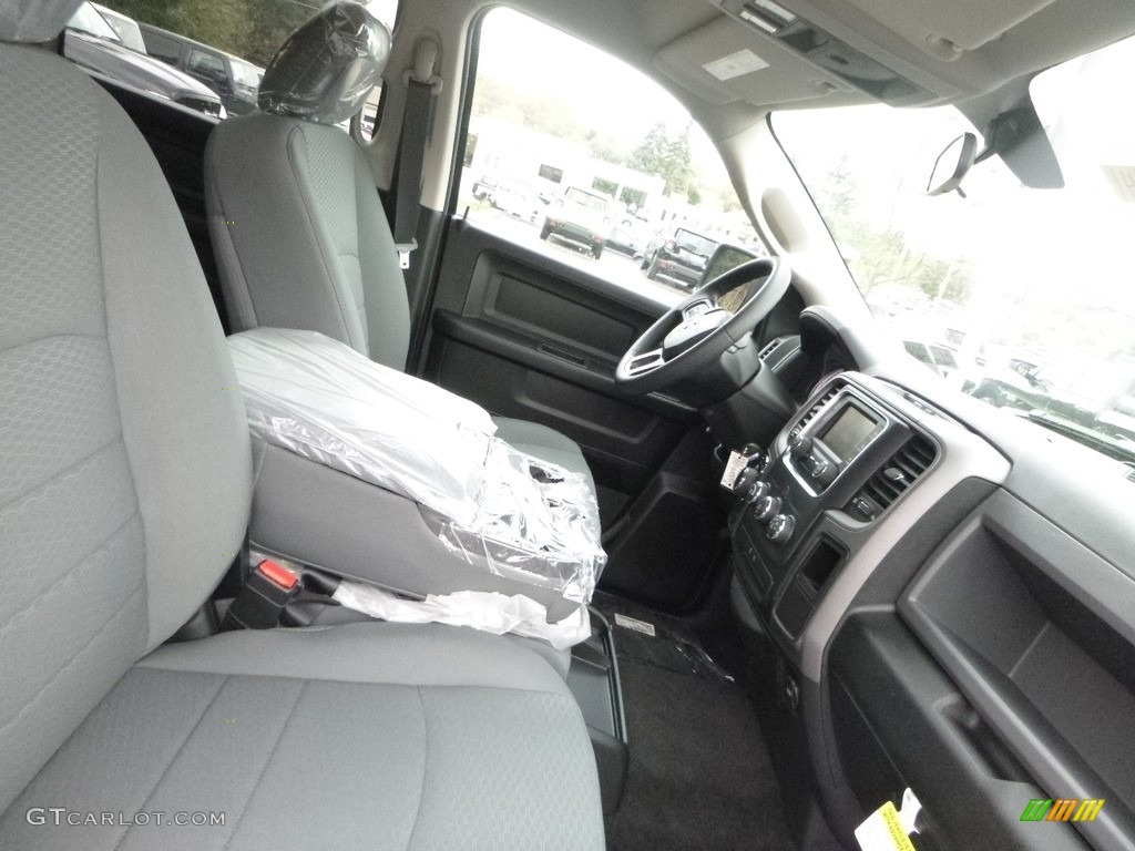 2018 1500 Express Crew Cab 4x4 - Brilliant Black Crystal Pearl / Black/Diesel Gray photo #10