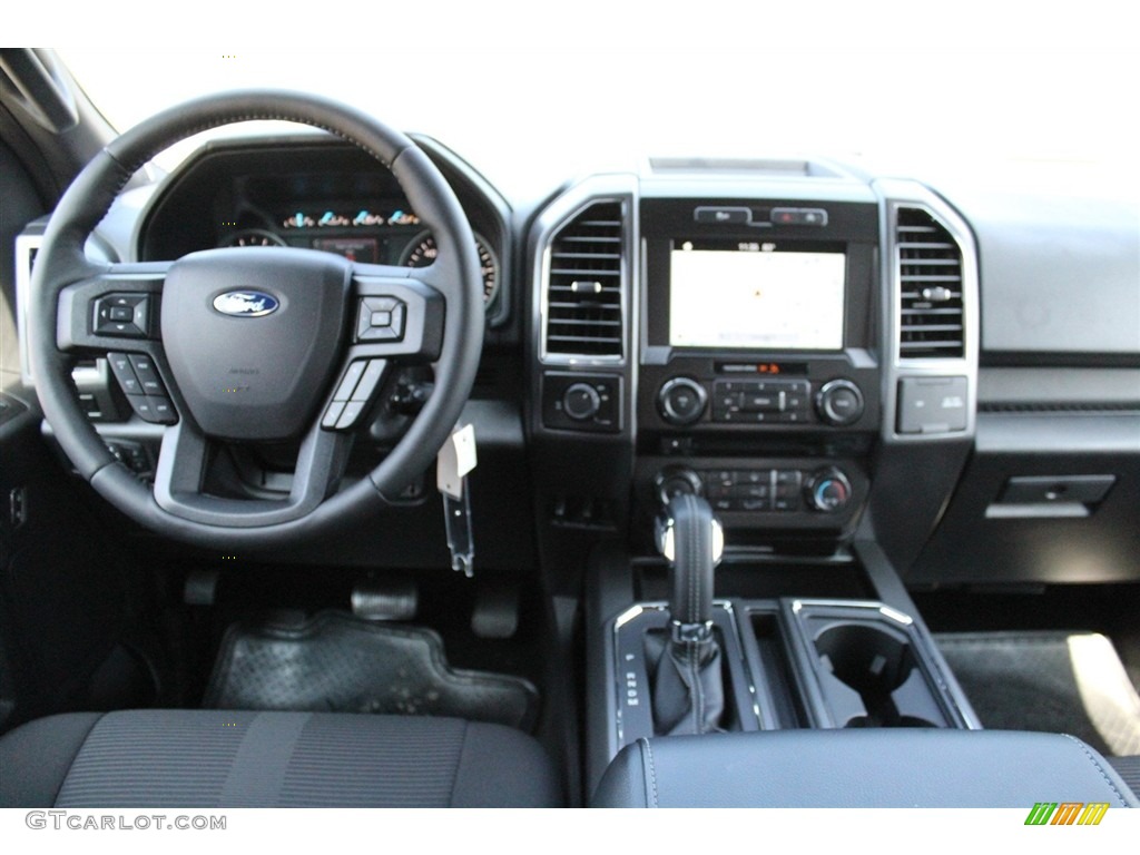 2017 F150 XLT SuperCrew - Shadow Black / Black photo #21
