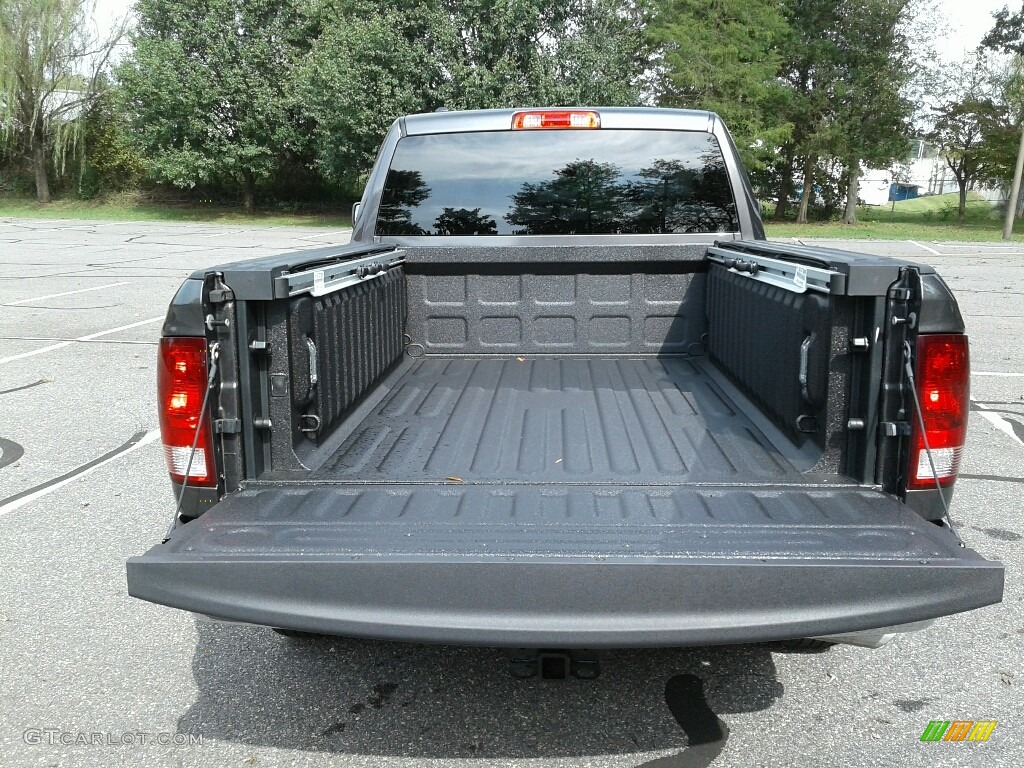 2018 1500 Tradesman Quad Cab - Granite Crystal Metallic / Black/Diesel Gray photo #12