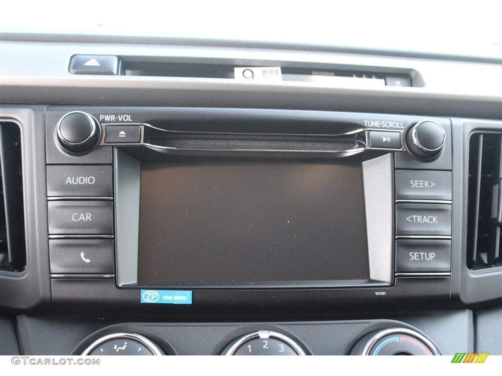 2018 Toyota RAV4 LE Controls Photo #123271158