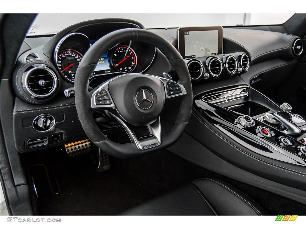 2017 Mercedes-Benz AMG GT S Coupe Black Dashboard Photo #123272673