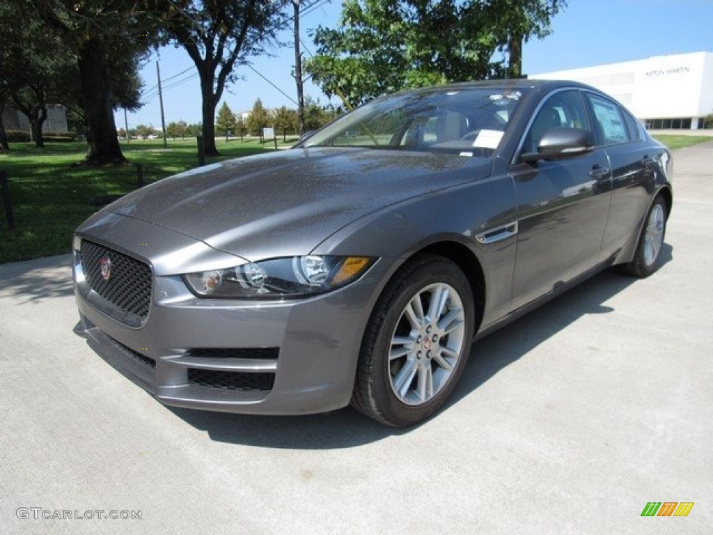 2017 XE 25t Premium - Ammonite Grey / Light Oyster photo #10