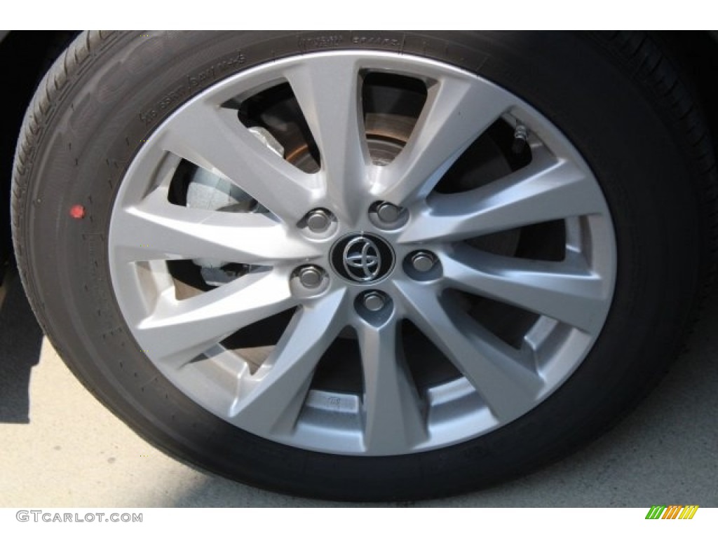 2018 Camry LE - Predawn Gray Mica / Ash photo #5