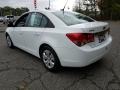 Summit White - Cruze LS Photo No. 9