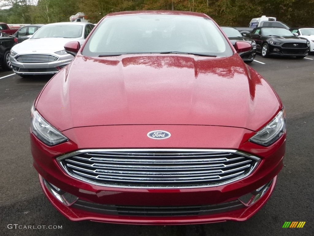 2018 Fusion SE - Ruby Red / Ebony photo #4