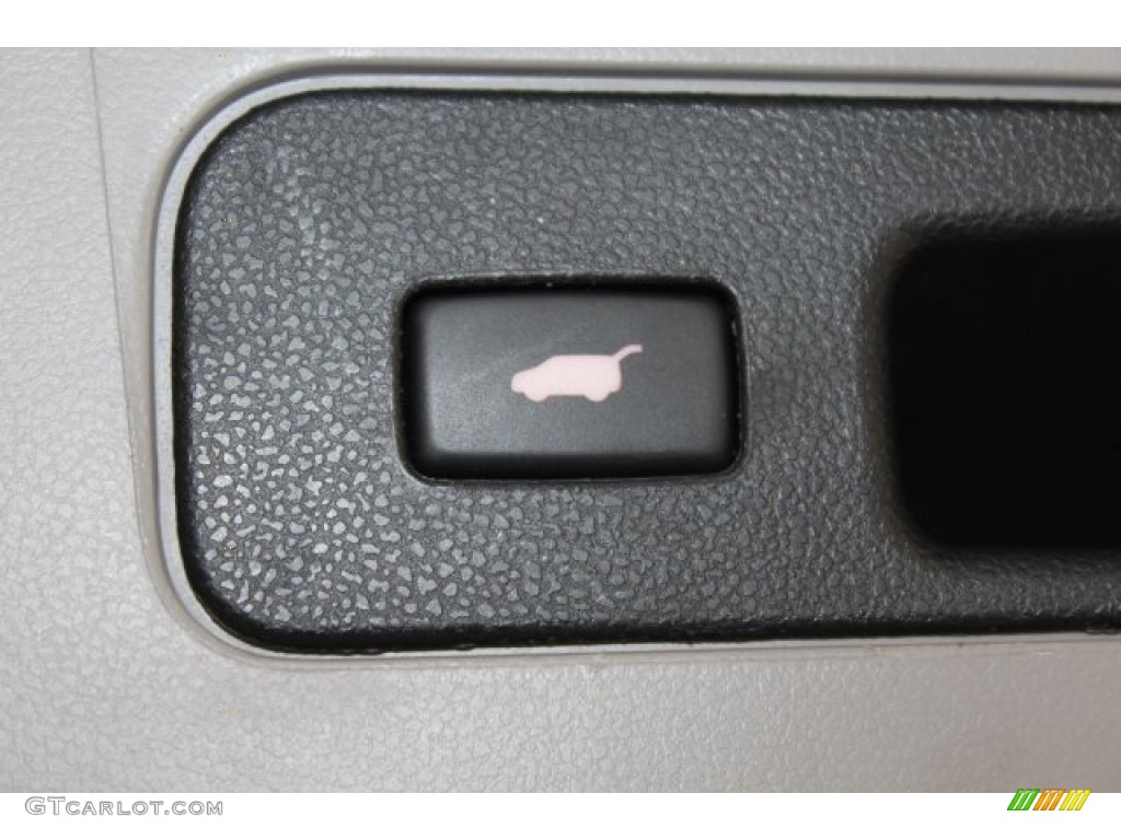 2015 Pilot EX-L - Crystal Black Pearl / Gray photo #28