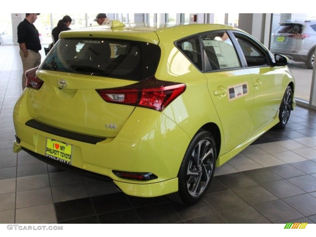 2018 Corolla iM  - Spring Green Metallic / Black photo #5
