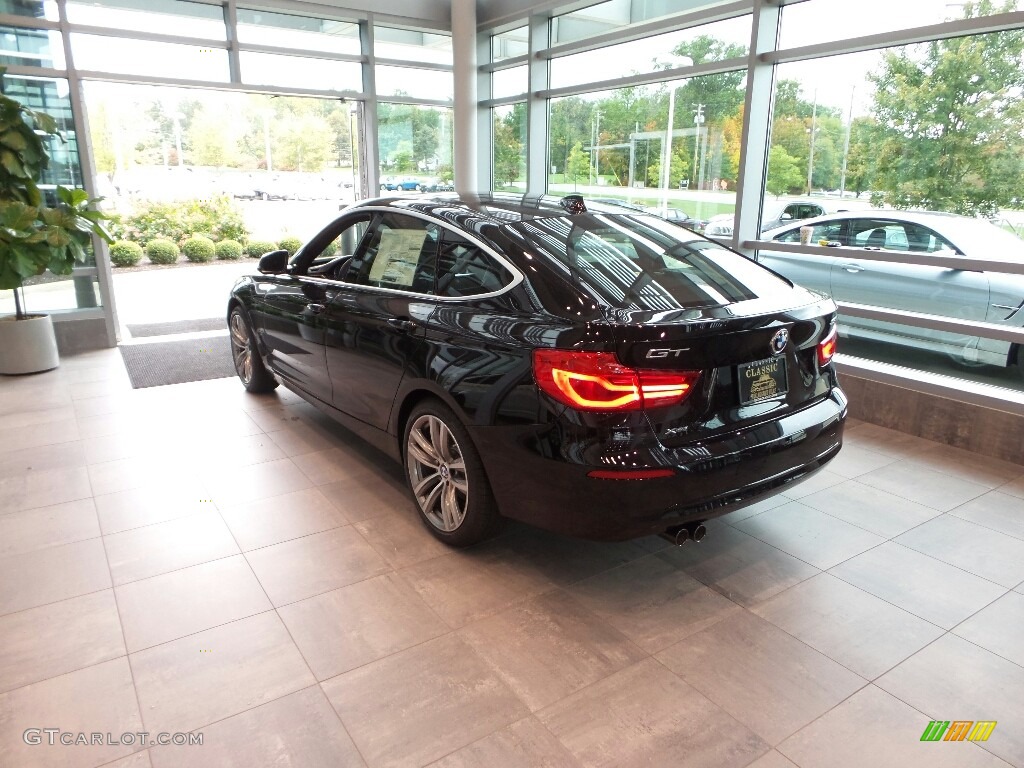 2018 3 Series 330i xDrive Gran Turismo - Jet Black / Black photo #2