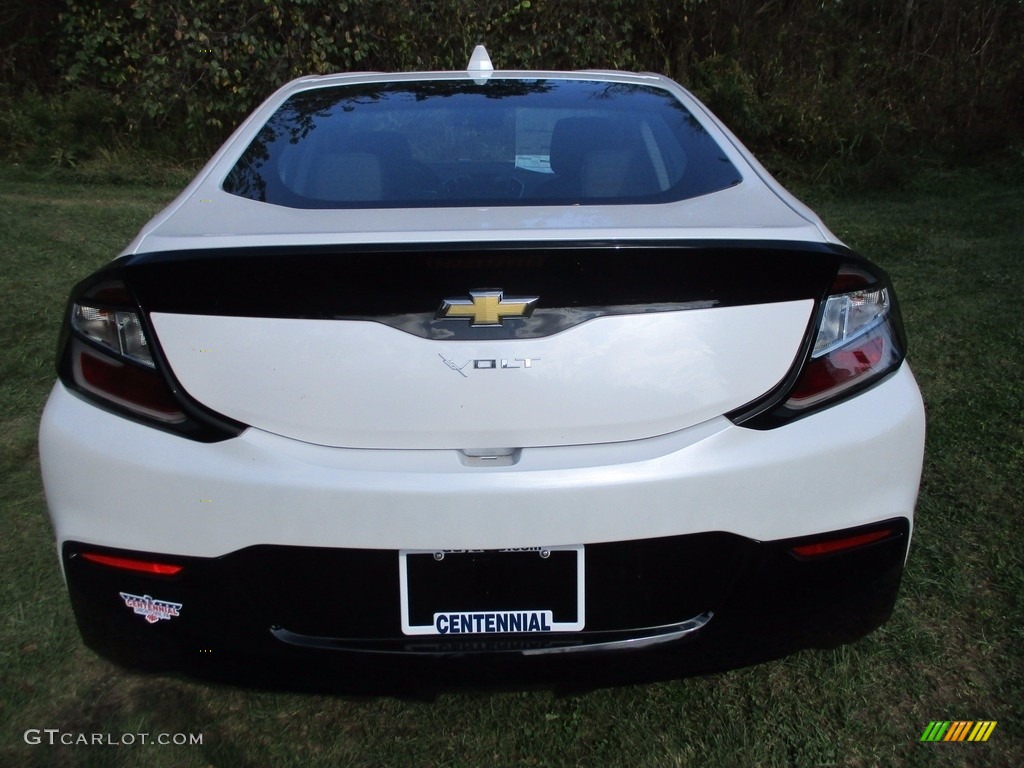 2018 Volt LT - Iridescent Pearl Tricoat / Jet Black/Jet Black photo #3