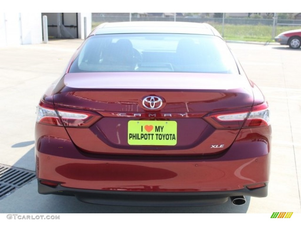 2018 Camry XLE - Ruby Flare Pearl / Black photo #7