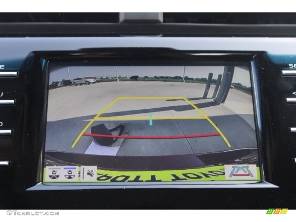 2018 Camry XLE - Ruby Flare Pearl / Black photo #12