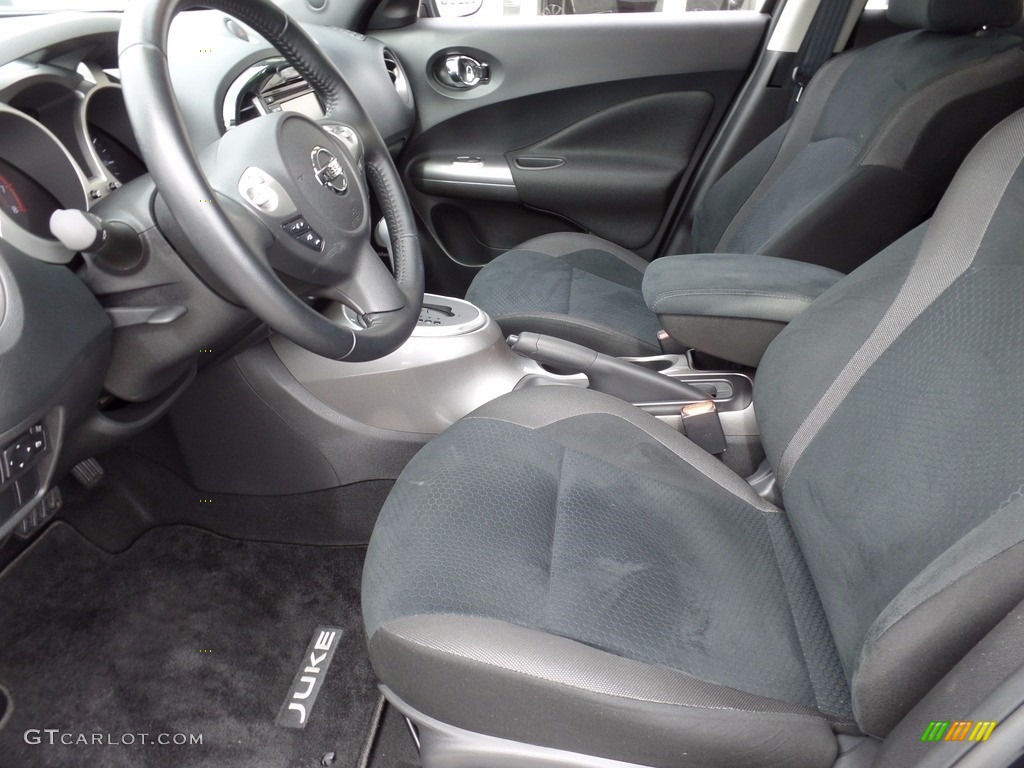 2017 Juke SV - Super Black / Black/Silver photo #10