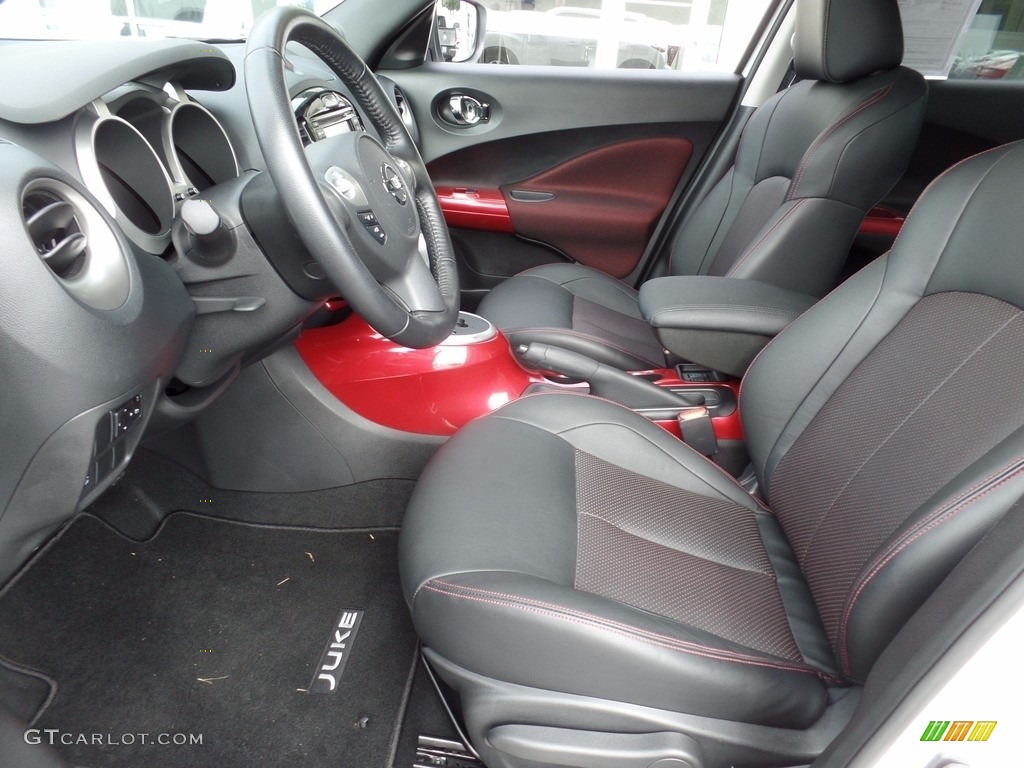 2017 Juke SL - Pearl White / Black/Red photo #10