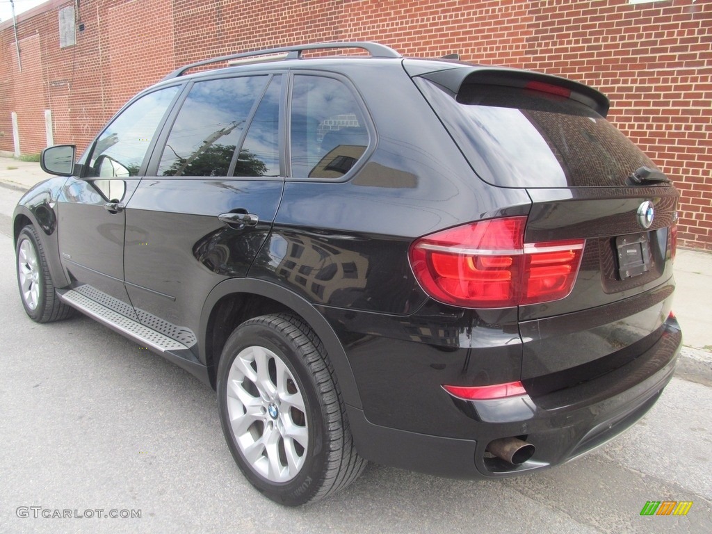 2011 X5 xDrive 35i - Black Sapphire Metallic / Black photo #8