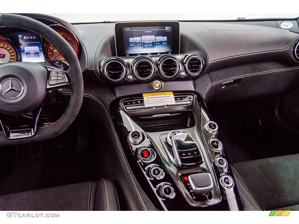 2018 Mercedes-Benz AMG GT R Coupe Black w/Dinamica Dashboard Photo #123293472