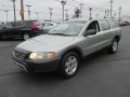 2005 Silver Metallic Volvo XC70 AWD  photo #2