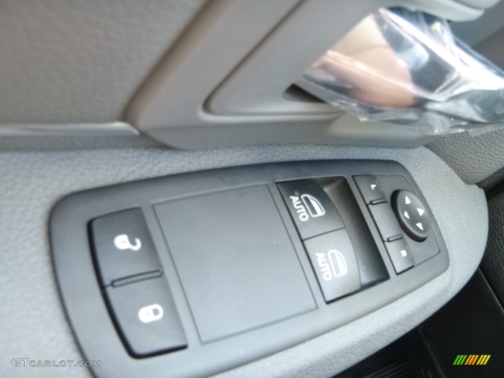 2018 1500 Express Regular Cab 4x4 - Brilliant Black Crystal Pearl / Black/Diesel Gray photo #20