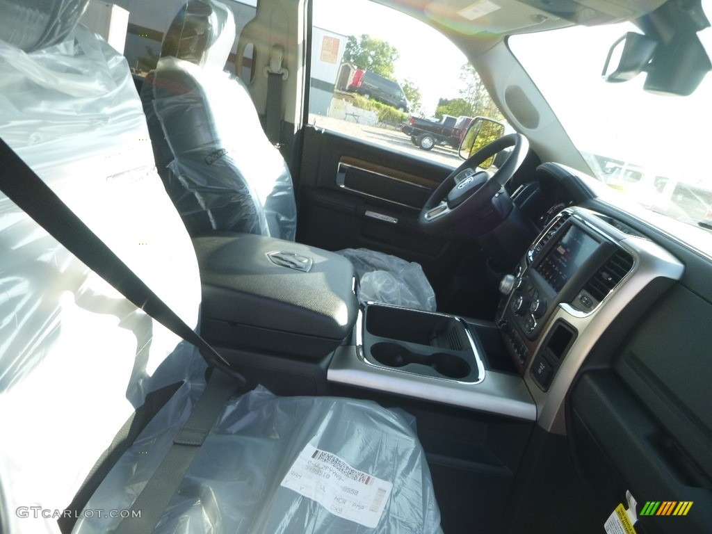 2018 1500 Laramie Crew Cab 4x4 - Granite Crystal Metallic / Black photo #10