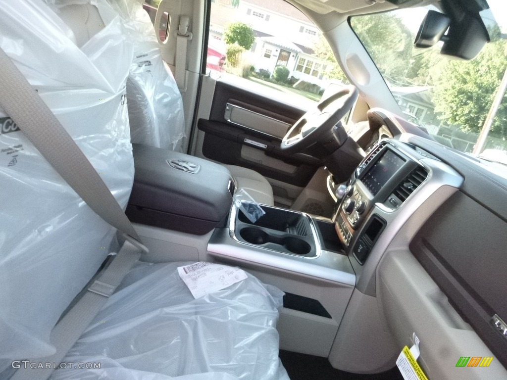 2018 1500 Laramie Crew Cab 4x4 - Pearl White / Black photo #9