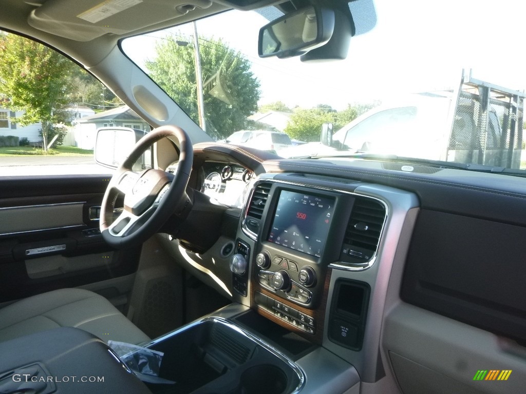 2018 1500 Laramie Crew Cab 4x4 - Pearl White / Black photo #10