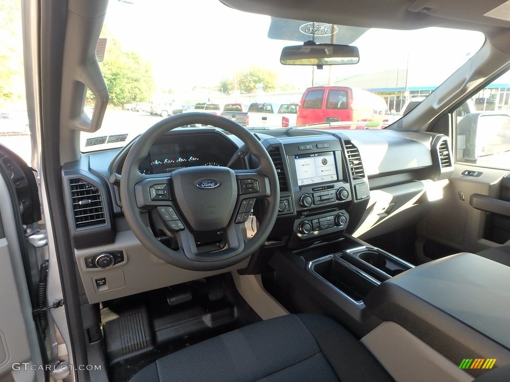 2018 F150 STX SuperCrew 4x4 - Ingot Silver / Earth Gray photo #12